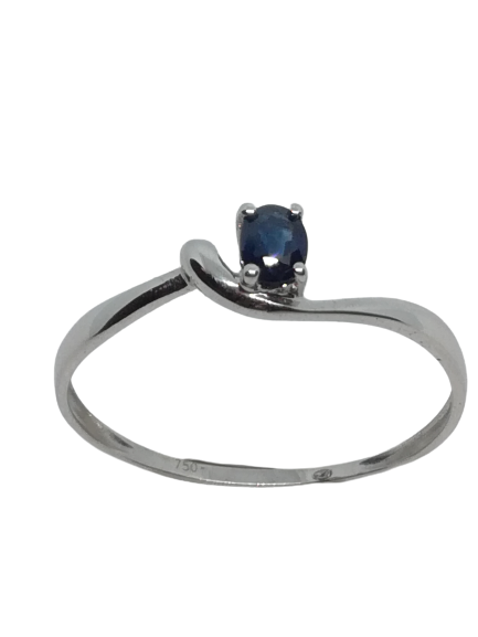 Bague en or gris, saphir