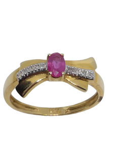 Bague en or, rubis et diamant