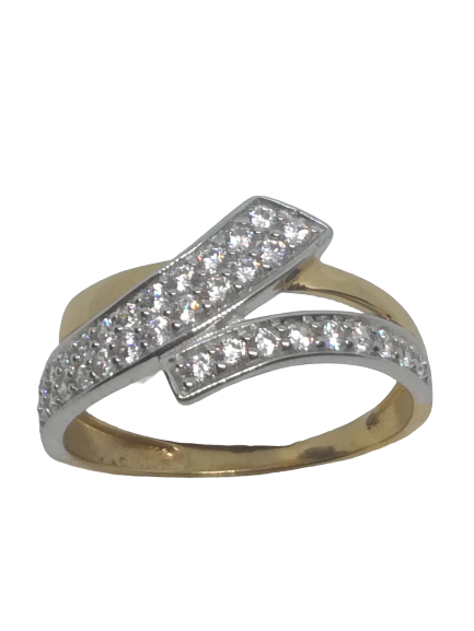 Bague en or, oxyde de zirconium