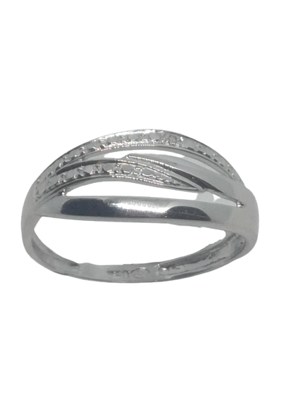 Bague en or gris, diamant