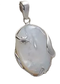 Pendentif en argent, nacre blanche