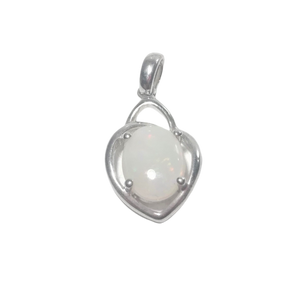 Pendentif en argent, opale